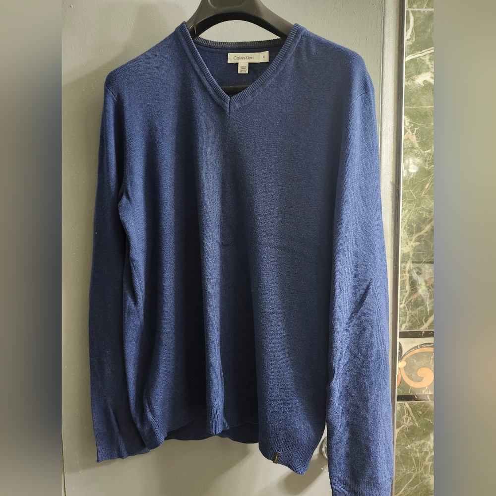 Calvin Klein medium long sleeve vneck cotton modal knit sweater indigo medium
